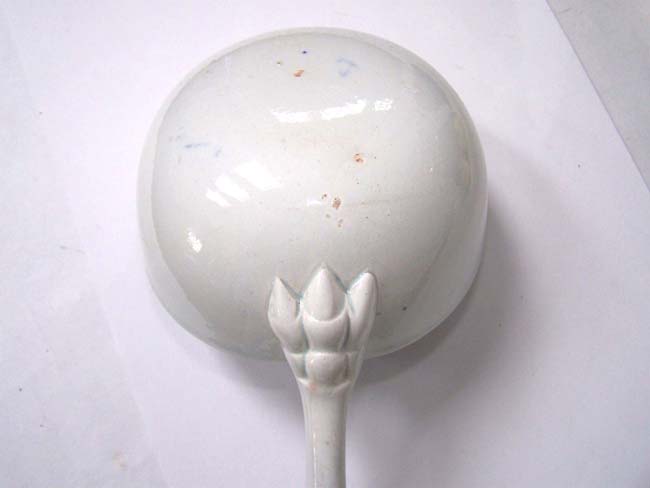 A Large Minton Porcelain Ladle circa 1815 — image 3